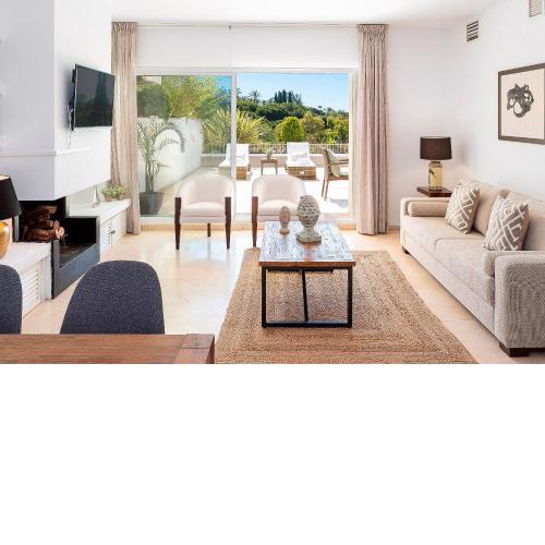 Genteel Home Las Lomas de Marbella Club