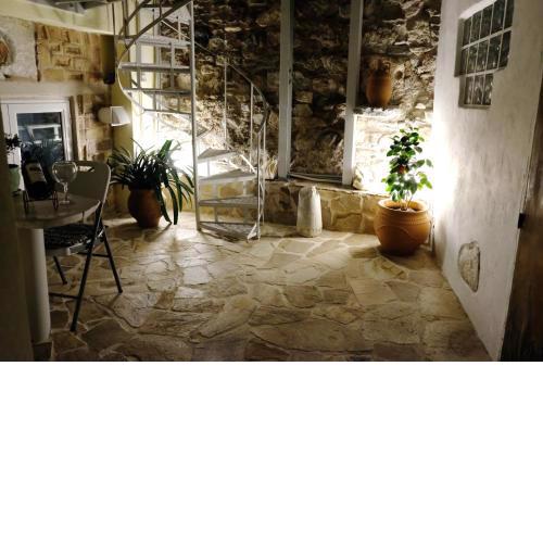 George Studio