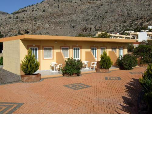 George Studios Pefkos