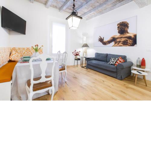 GetThekey San Vitale Apartment