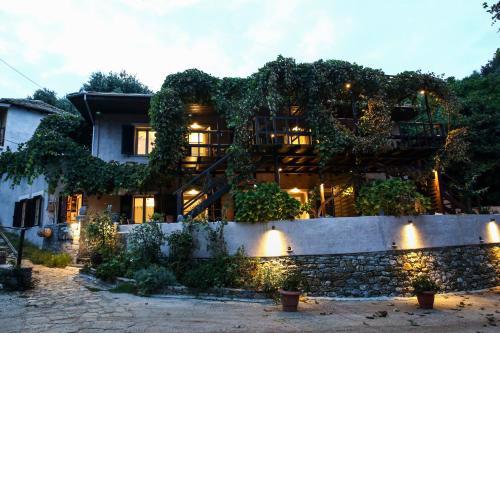 Ghermaniko Guesthouse