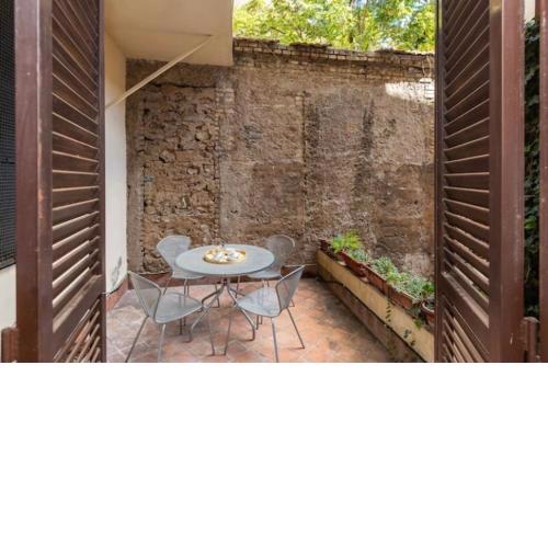 Ghetto terrace Apartment