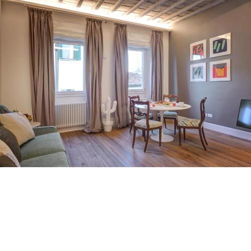 Ghiberti Apartment by Firenze Prestige