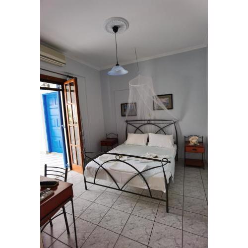 GIALOS Rooms