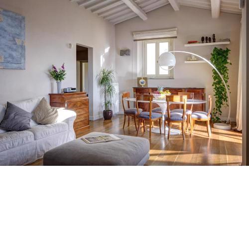 Giambologna Attic by Firenze Prestige