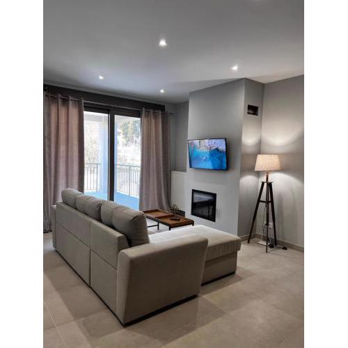 Giannel Luxury Apartment 2