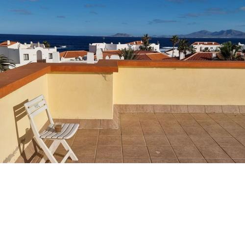 Gilda: beautiful spacious apartment. Seaview from rooftop terrace