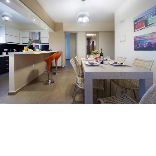 Giouli's place : Luxury and Simplicity
