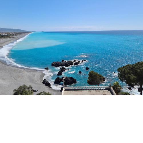 GIovanna's Beach Apartment