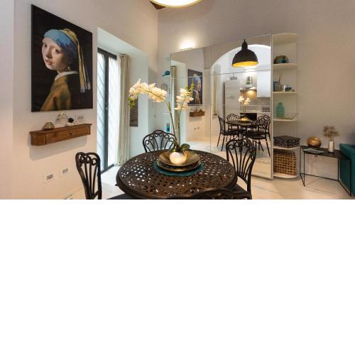 Giulia apartment-Rental in Rome