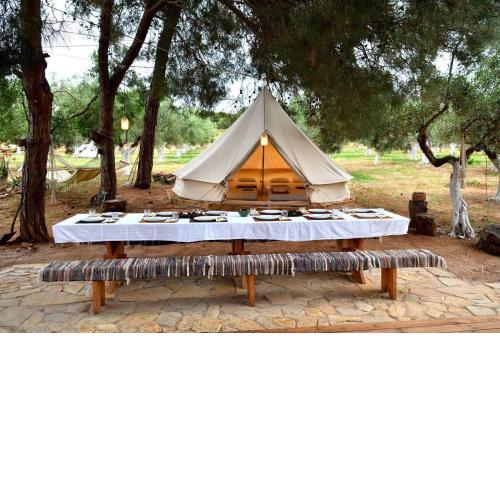 Glamping at a Lovely Tent in Skiaxtro- Marathopoli