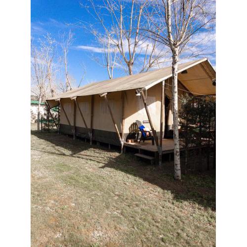 Glamping tent with bathroom - Tuscany next to sea!