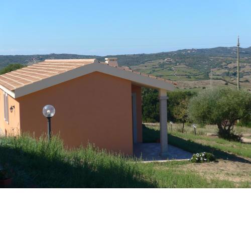 gli olivastri - casa ginestre con piscina ,solarium e vista mare