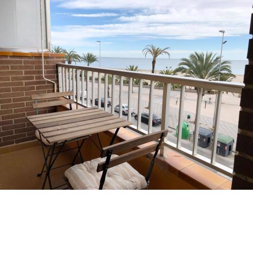 Global Properties, Apartamento en primera linea de playa, Puerto de Sagunto