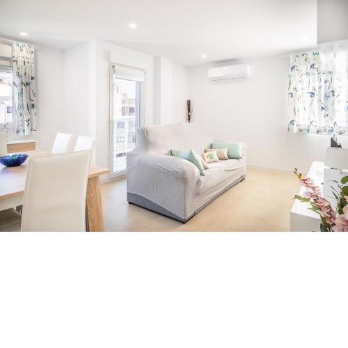 Global Properties, Bonito apartamento en Urbanizacion Ciudad Mar