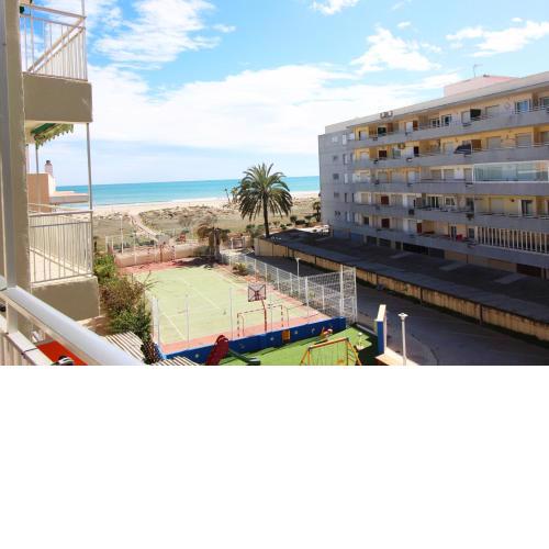 Global Properties, Las dachas 1 - Apartamento en primera línea de playa