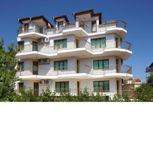 Gloria Holiday House