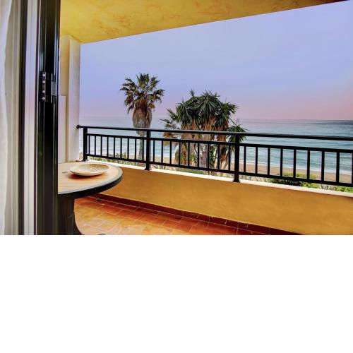 Glyfada Apartment no. 7