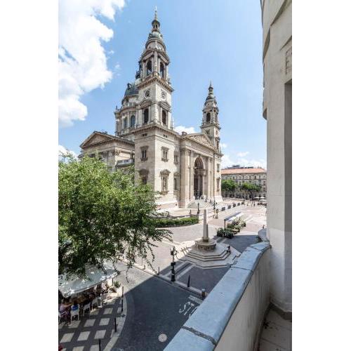 GM Luxury Suite at Basilica