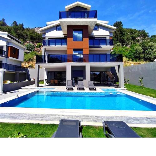 Göcek Marin B 4+1 Villa, Özel Havuzlu