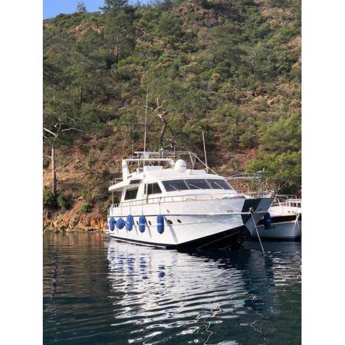 Göcek'te 4 Kabin Motoryat