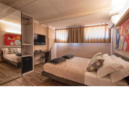 GOGO` Petit Hotel