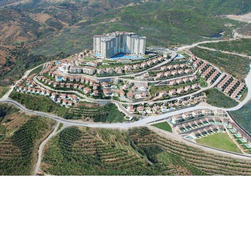 Gold City 3B Penthouse with Free AquaPark