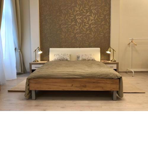 Goldcentral Apartment