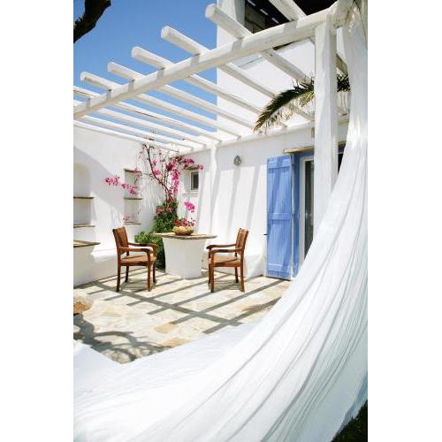 Golden Beach Studios & Suites