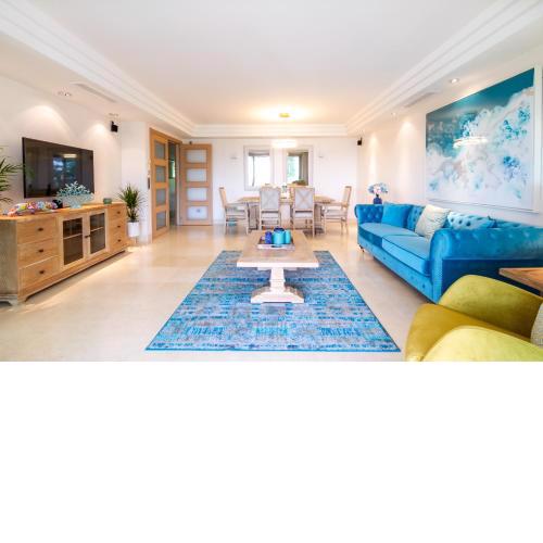 Golden Mile Jardines del Príncipe Suite Apartment