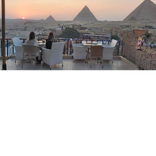 Golden Pyramids View Guest House