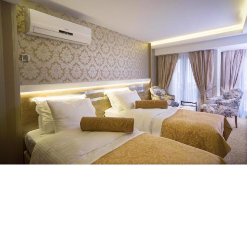 Golden Rain Hotel Old City