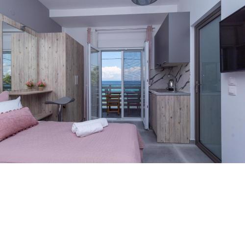 Golden Seaside 1