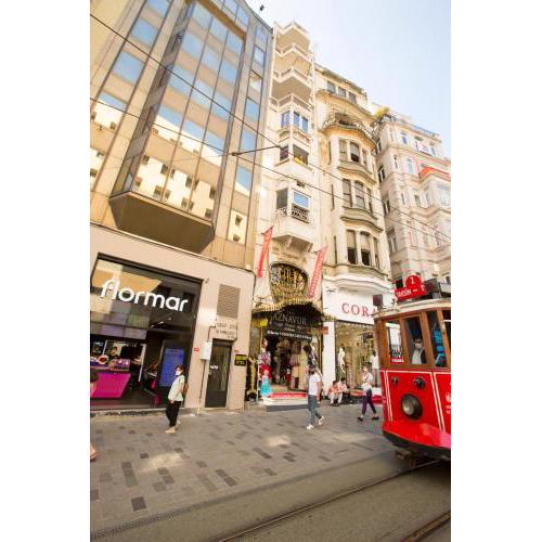 Golden Street Hotel