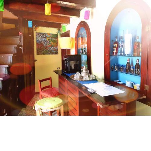 GoldenCube Guest House