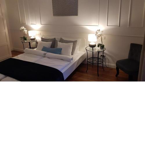Goldsmith Apartment