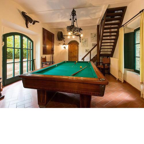 Gorgeous Holiday Home in Montecatini Val di Cecina with Pool