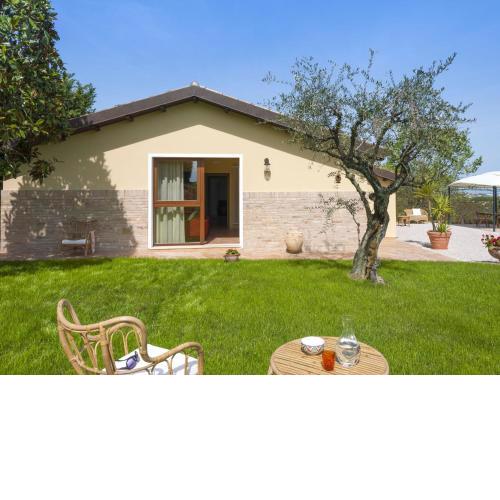 Gorgeous Holiday Home in San Costanzo with Roofed Terrace
