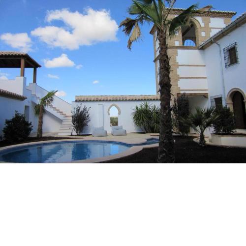 Gorgeous new stand alone cottage in rural Malaga