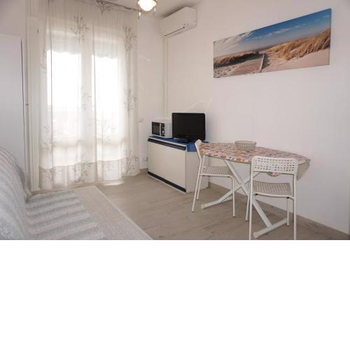 Gorgeous studio with terrace and swimming pool by Beahost Rentals