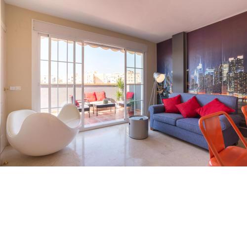 GR3-Renovated Apt Next To Old Town With Cozy Terrace