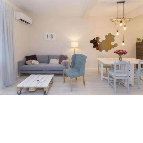 Graf Ignatiev Central Apartment