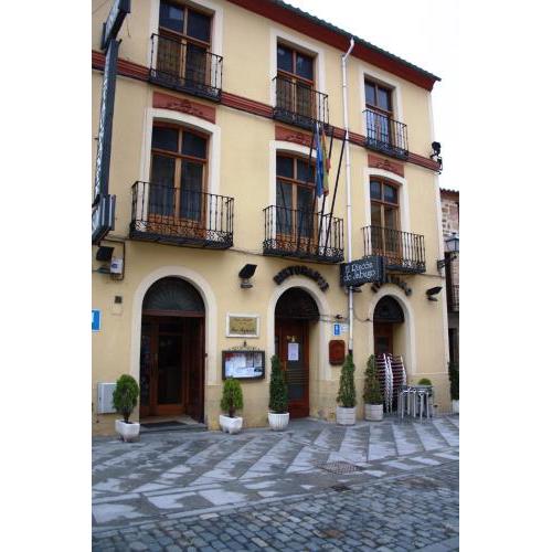 Gran Hostal San Segundo