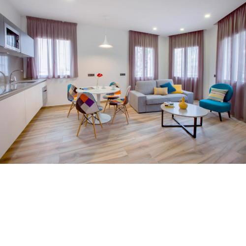 Gran Marina Suites