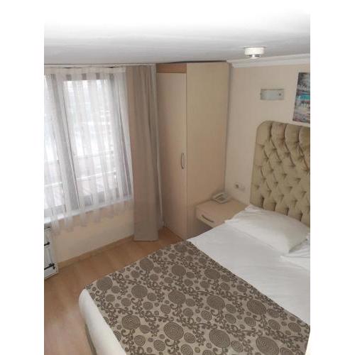 Grand Ant Hotel