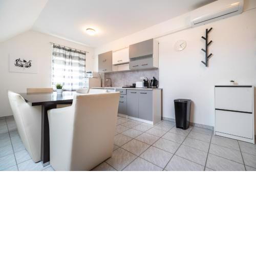 Grand Apartmanház Gyenesdiás