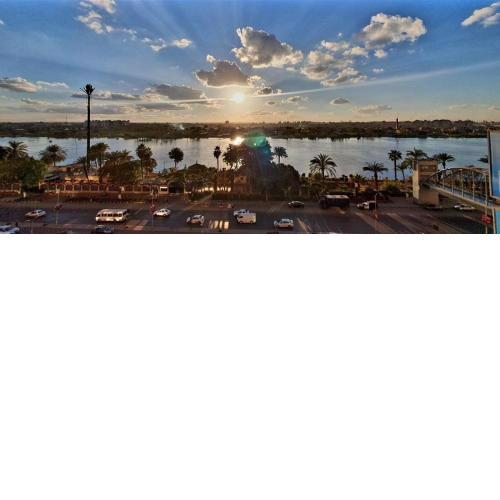 Grand Bayan Hotel at Nile Plaza