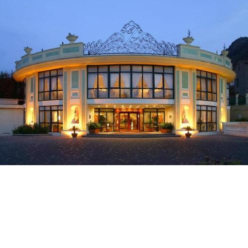 Grand Hotel La Pace