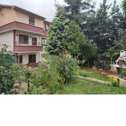 grand1 guests house