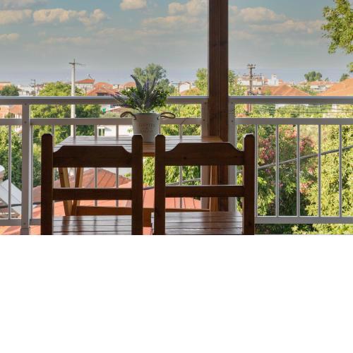 Gravanis Studios